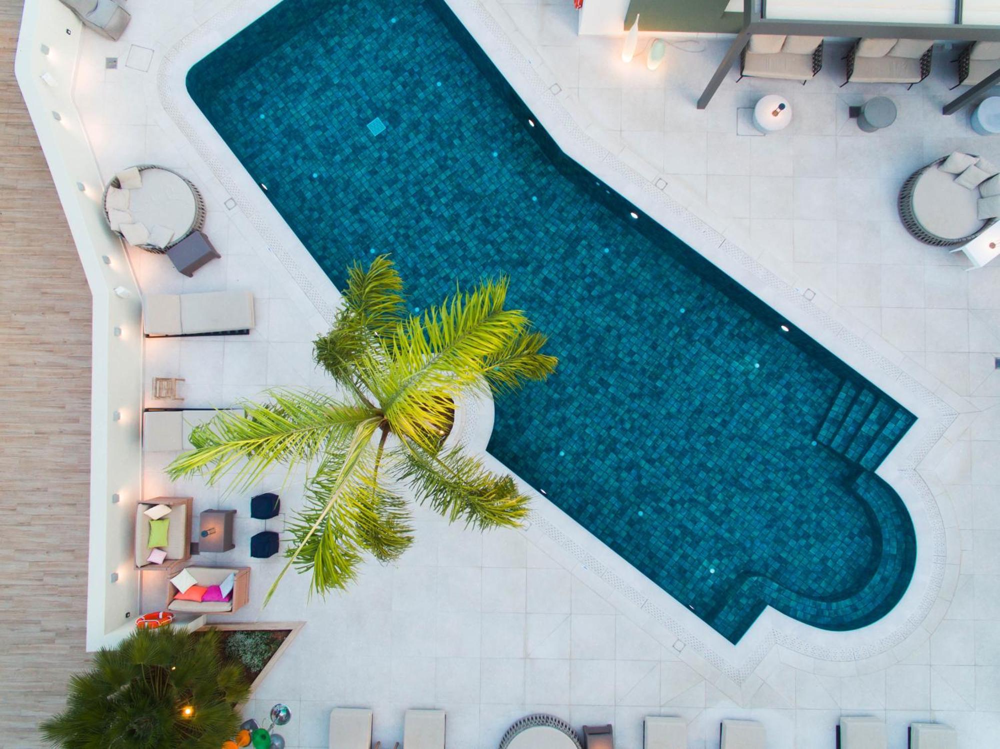 Otel Flisvos Royal &